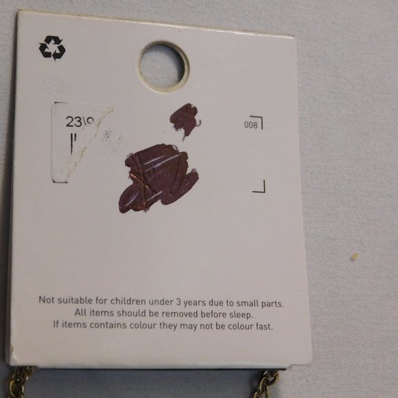 Store Twenty One Victorian Cameo Rose Flower Necklace - Picture 7 of 7